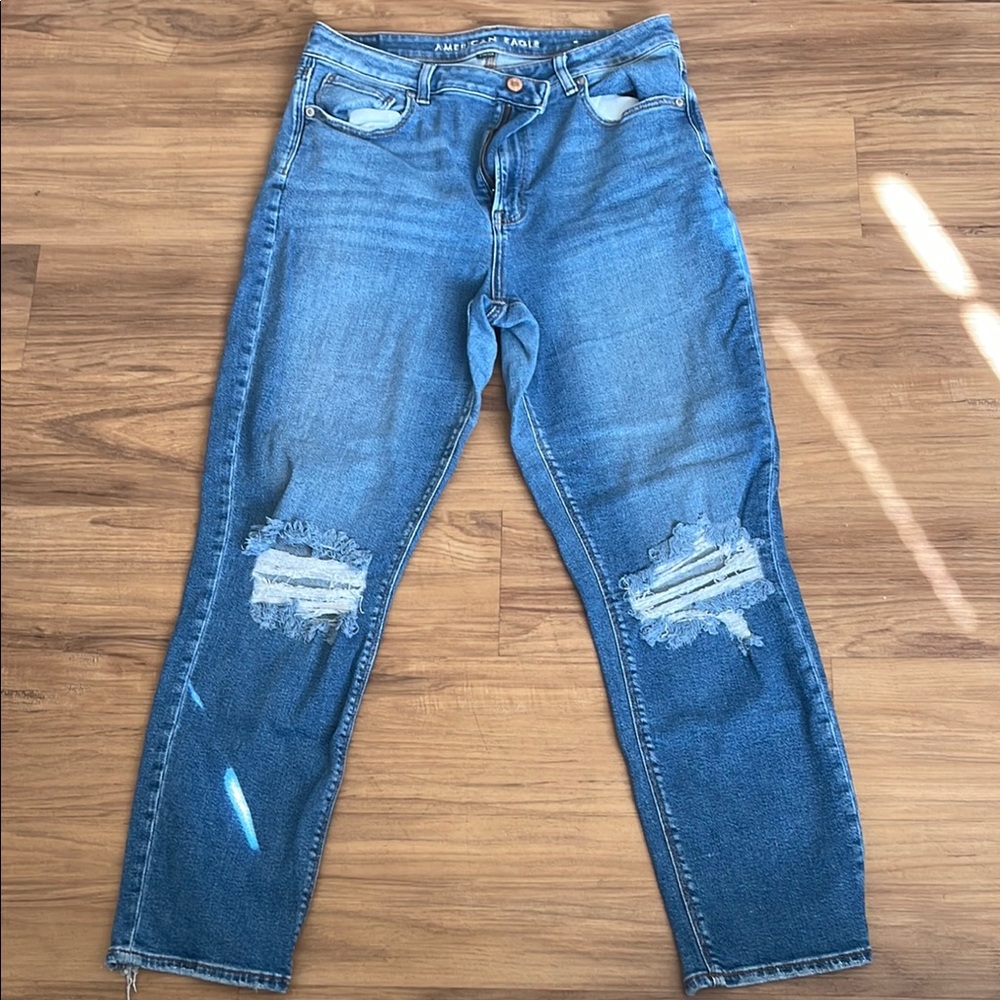 American Eagle Mom Jeans